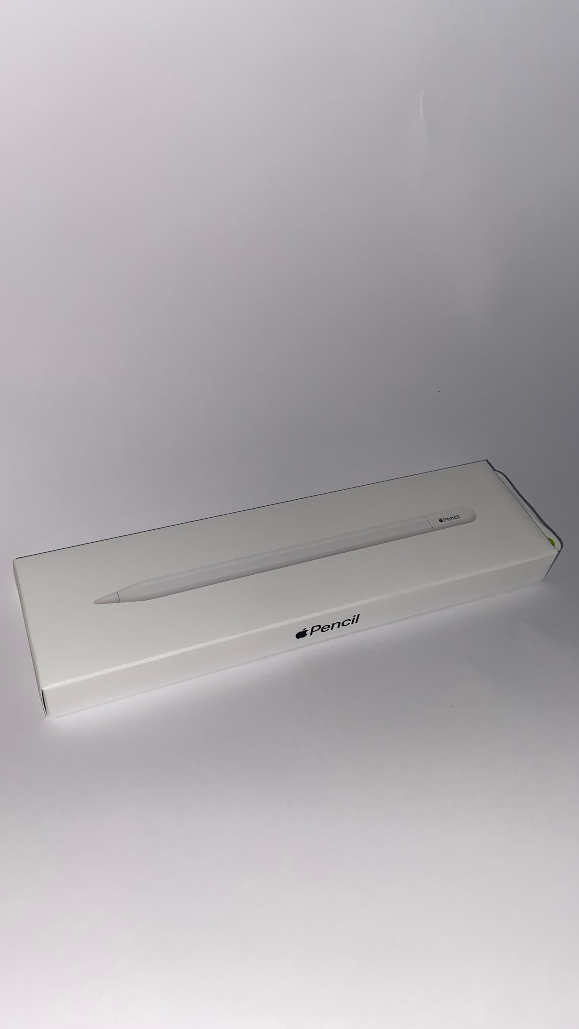 Photo by https://trato-hecho.nyc3.digitaloceanspaces.com/nextImages/(1)-pencil-usb-c-IMG_6281.jpeg
