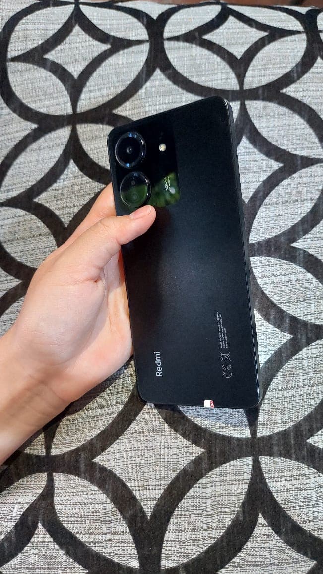 Photo by https://trato-hecho.nyc3.digitaloceanspaces.com/nextImages/(1)-redmi-13c-1-IMG-20251104-WA0071.jpg
