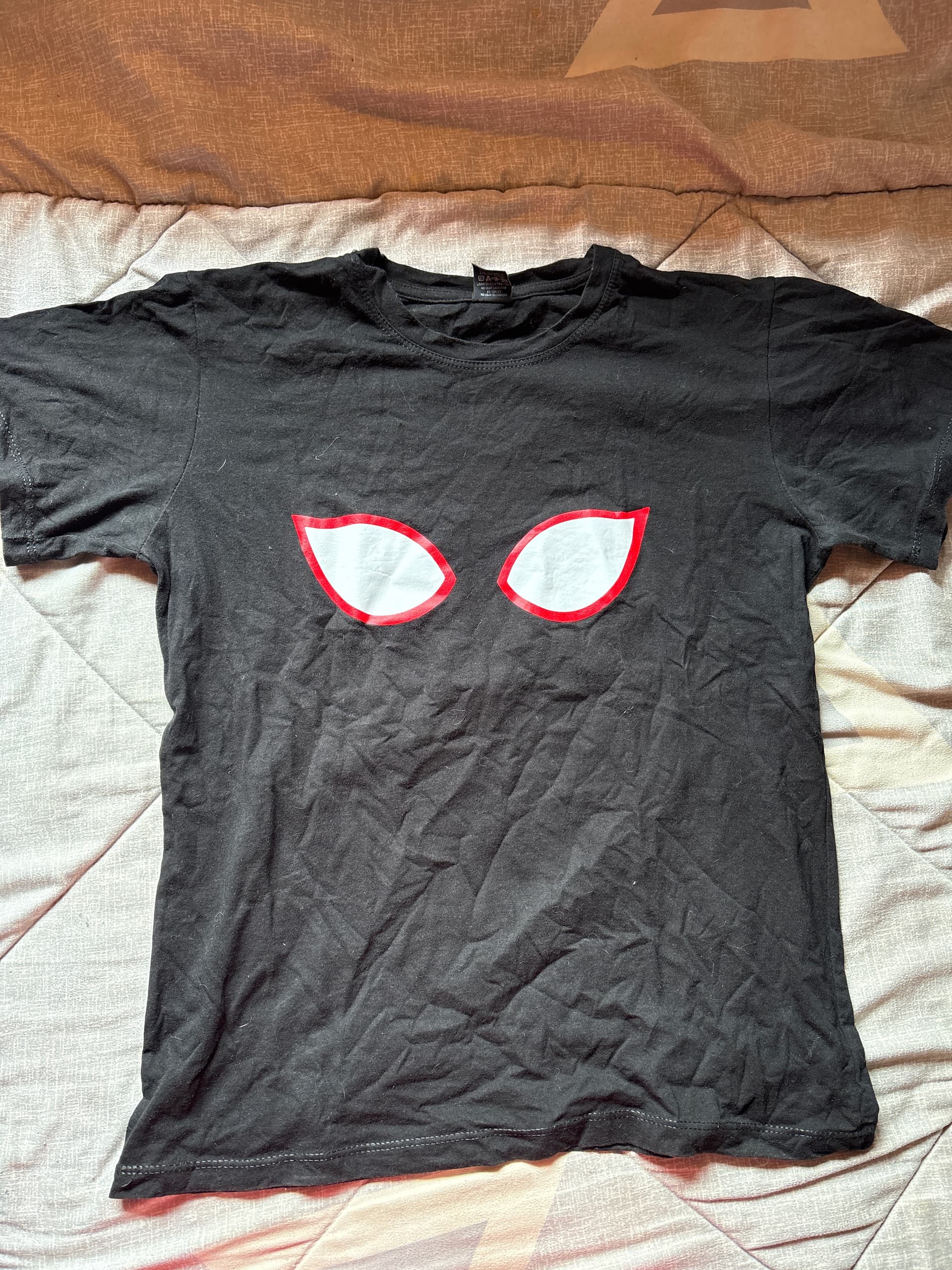 Photo by https://trato-hecho.nyc3.digitaloceanspaces.com/nextImages/(1)-remera-spiderman-image.jpg