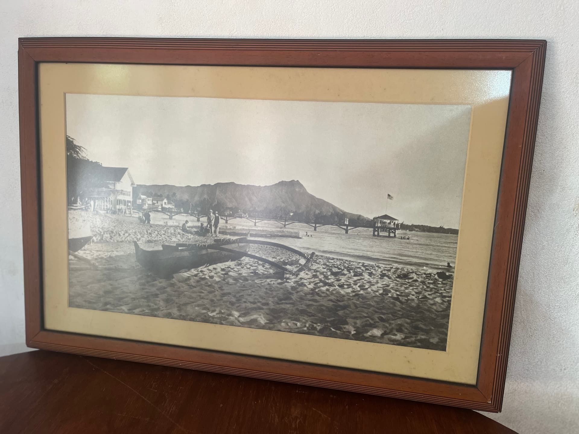 Photo by https://trato-hecho.nyc3.digitaloceanspaces.com/nextImages/(2)-cuadro-muelle-IMG_0404.jpeg