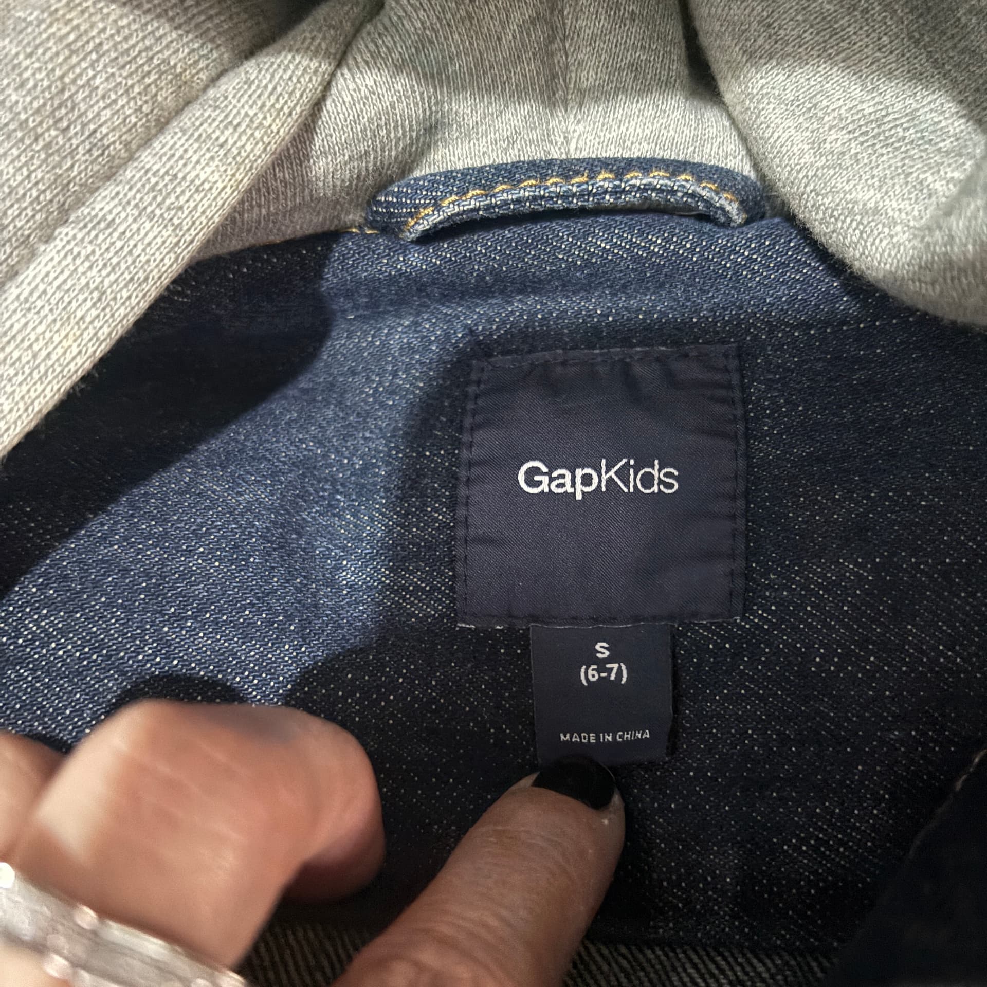 Photo by https://trato-hecho.nyc3.digitaloceanspaces.com/nextImages/(2)-gap-jeans-originales-IMG_4167.jpeg