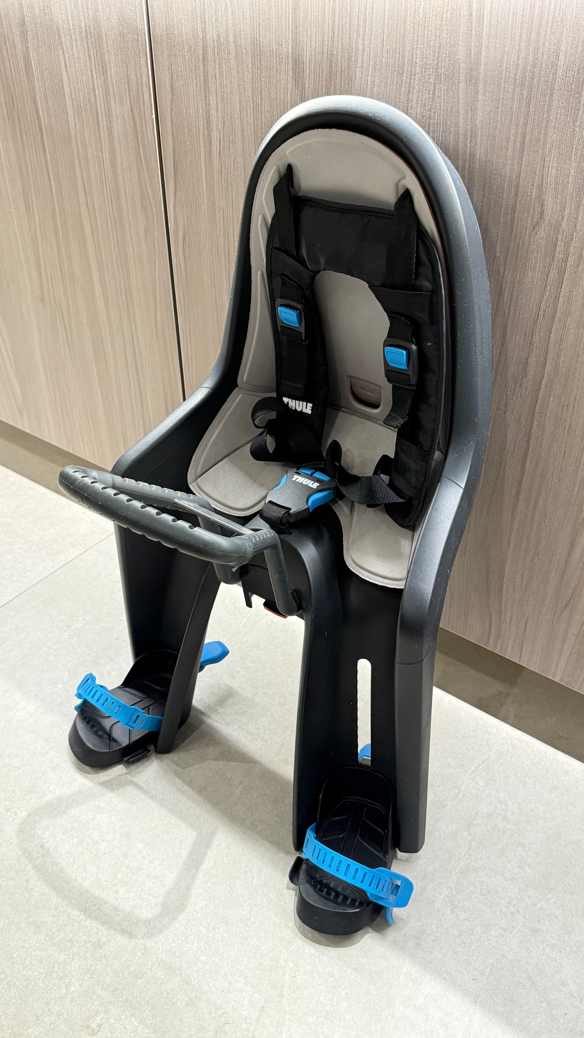 Photo by https://trato-hecho.nyc3.digitaloceanspaces.com/nextImages/(2)-silla-para-bici-thule-IMG_9543.jpeg