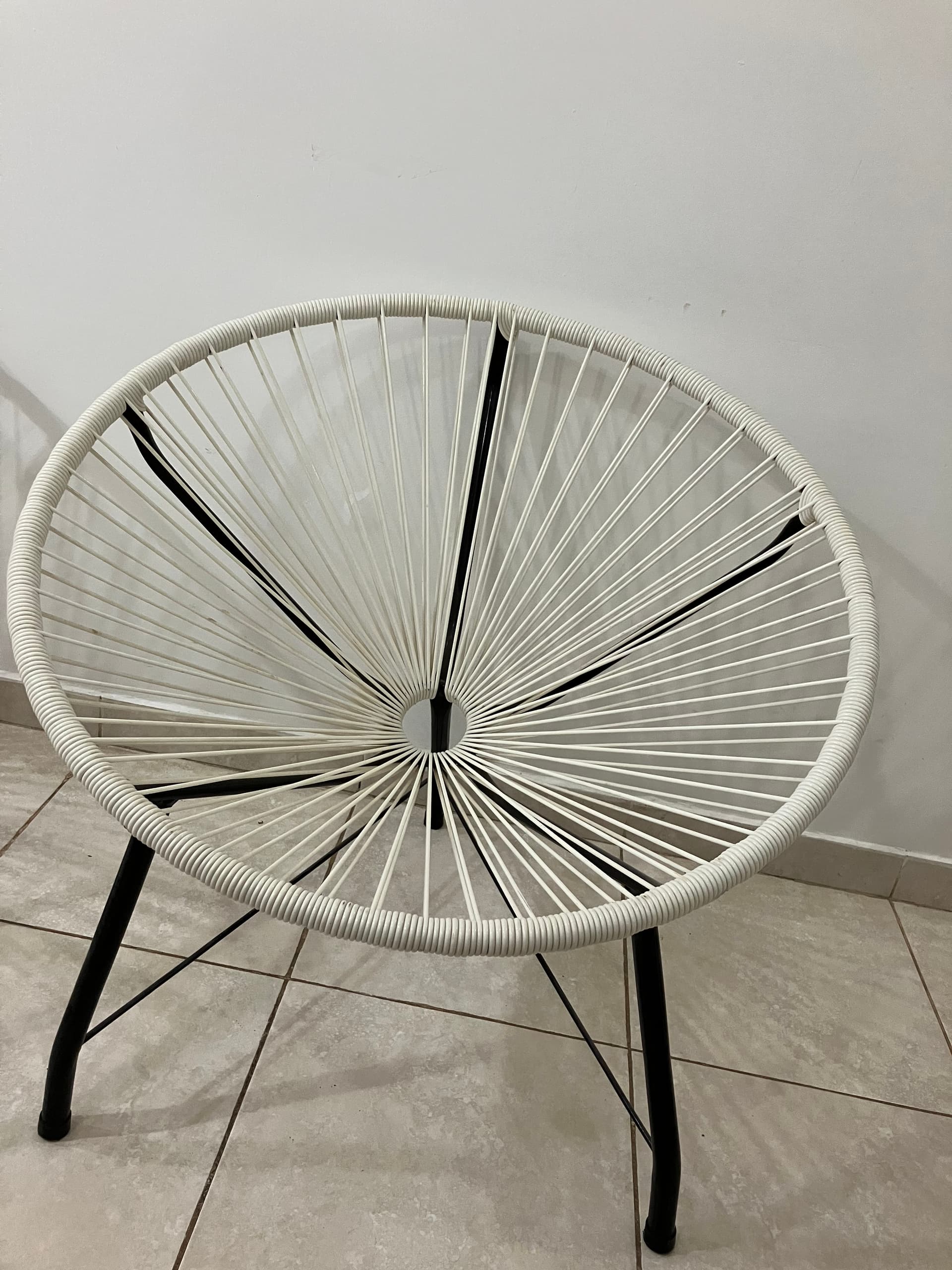 Photo by https://trato-hecho.nyc3.digitaloceanspaces.com/nextImages/(2)-sillones-color-blanco-IMG_5745.jpeg