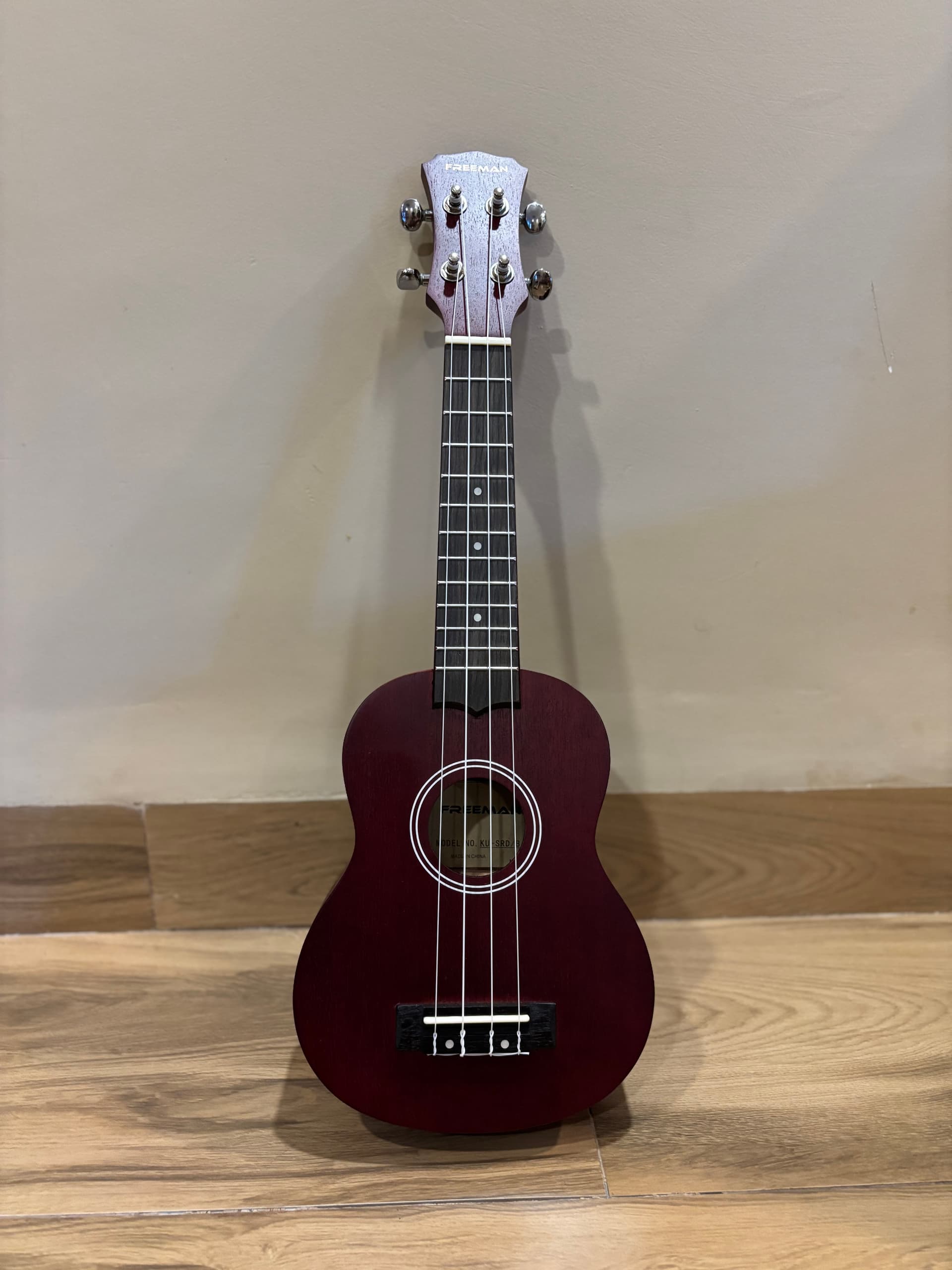 Photo by https://trato-hecho.nyc3.digitaloceanspaces.com/nextImages/(2)-ukelele-freeman-IMG_5143.jpeg