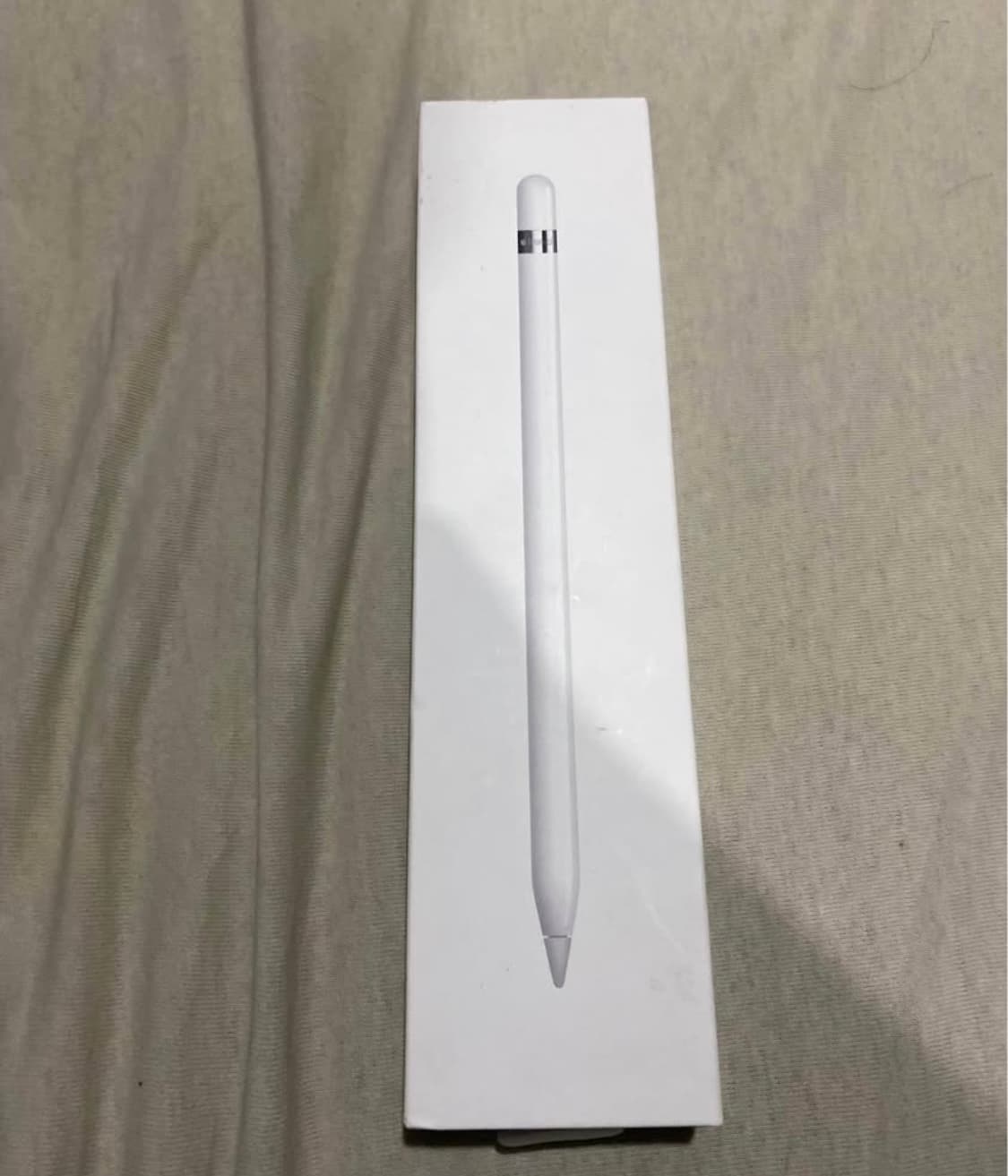 Photo by https://trato-hecho.nyc3.digitaloceanspaces.com/nextImages/(3)-apple-pencil-1st-gen-IMG_5609.jpeg