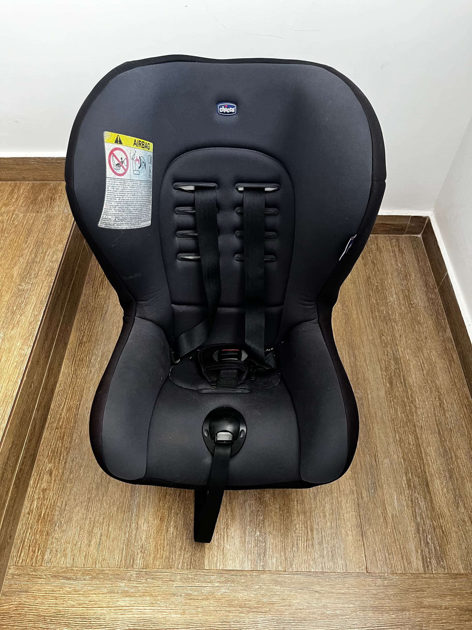 Photo by https://trato-hecho.nyc3.digitaloceanspaces.com/nextImages/(4)-chicco-cosmos-car-seat-IMG_5185.jpeg