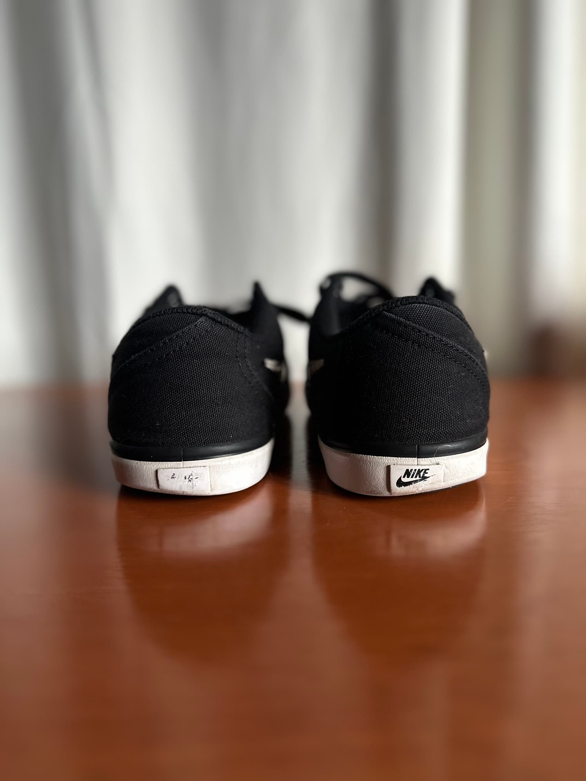 Photo by https://trato-hecho.nyc3.digitaloceanspaces.com/nextImages/(4)-nike-sb-39-IMG_4533.jpeg