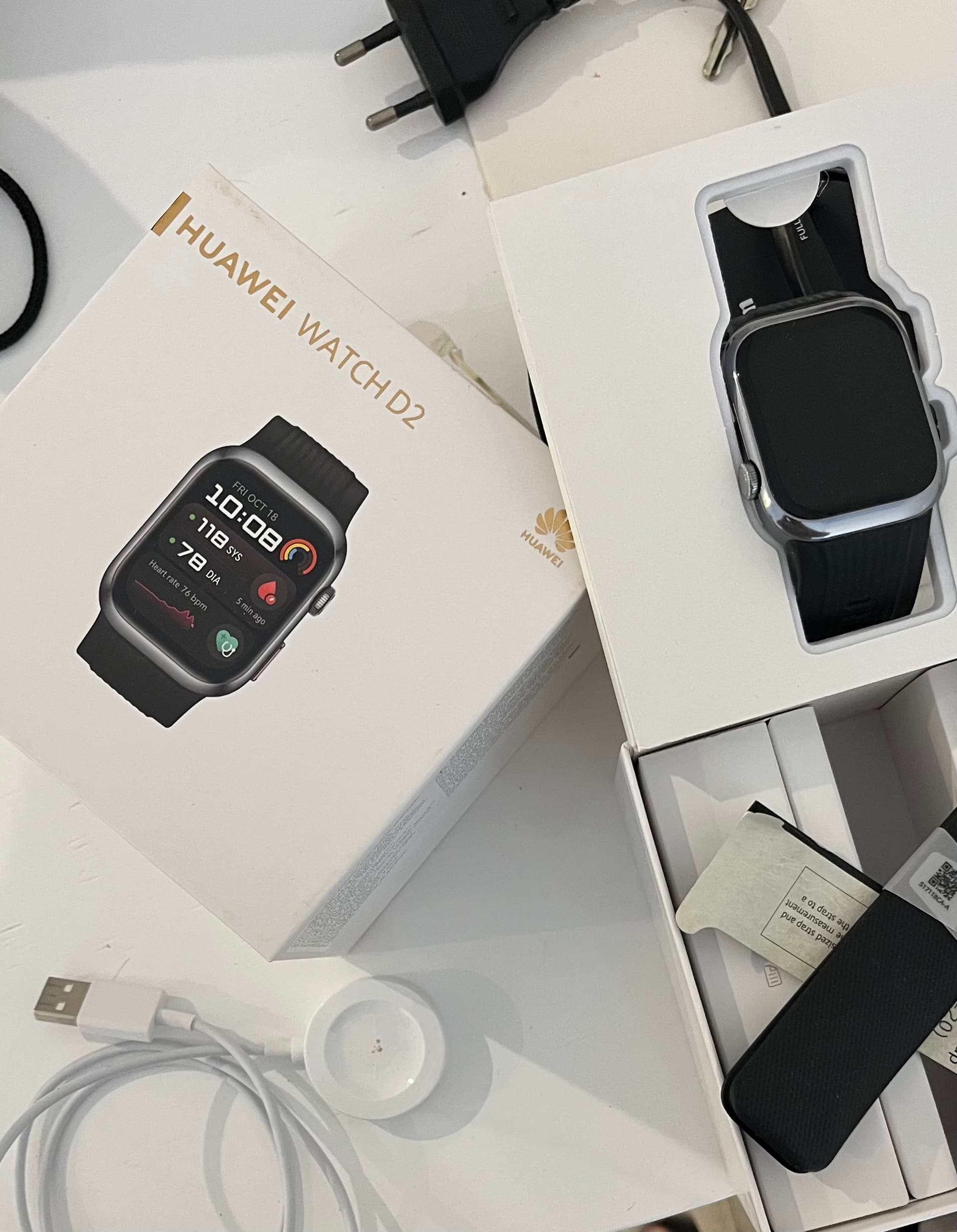 Photo by https://trato-hecho.nyc3.digitaloceanspaces.com/nextImages/(4)-smartwatch-huawei-d2-IMG_8020.jpeg