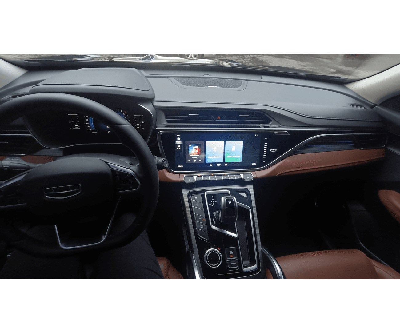 Photo by https://trato-hecho.nyc3.digitaloceanspaces.com/nextImages/(5)-geely-azcarra-2023-5.png