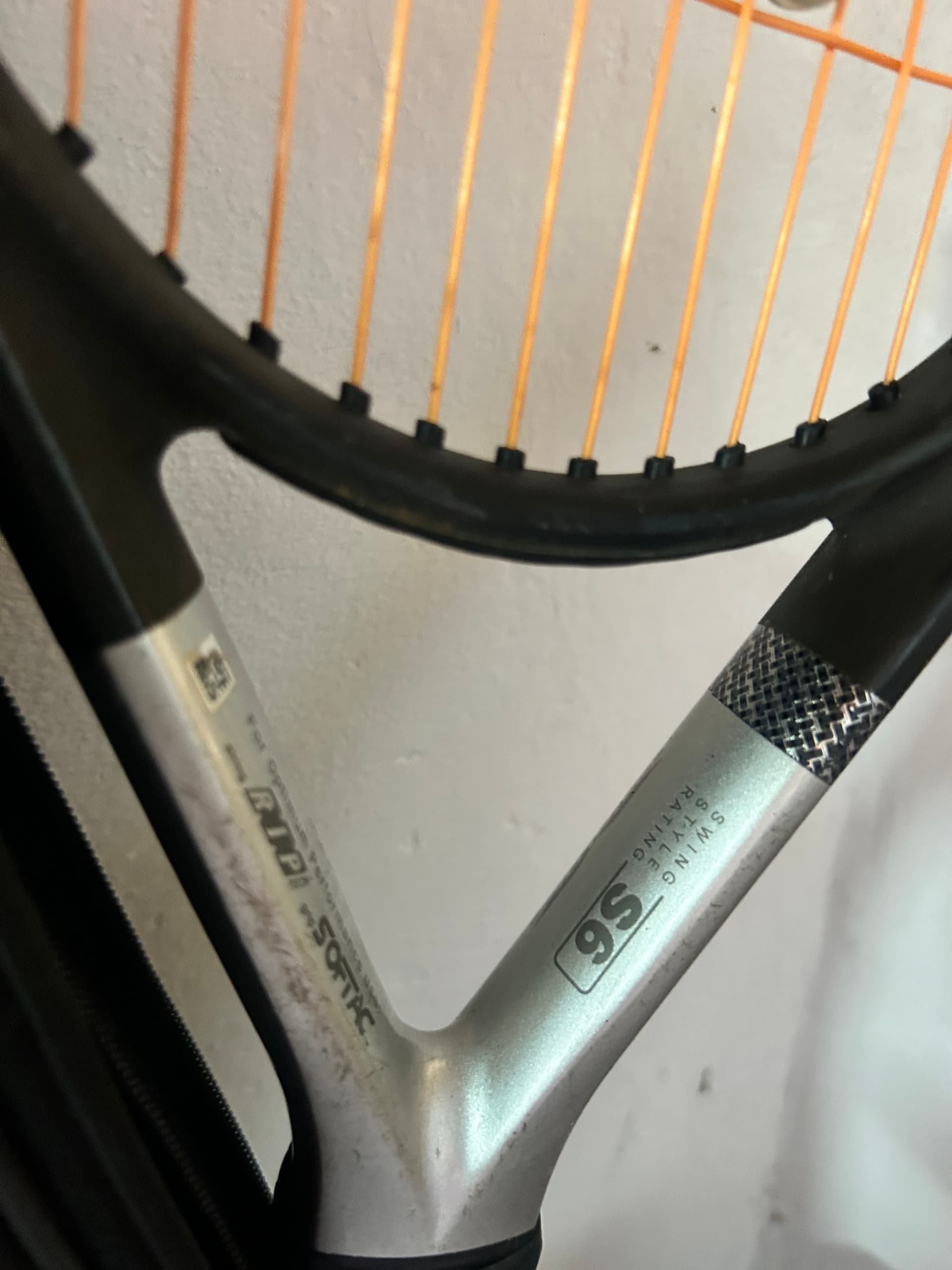 Photo by https://trato-hecho.nyc3.digitaloceanspaces.com/nextImages/(5)-raquetas-de-tenis-IMG_1434.jpeg