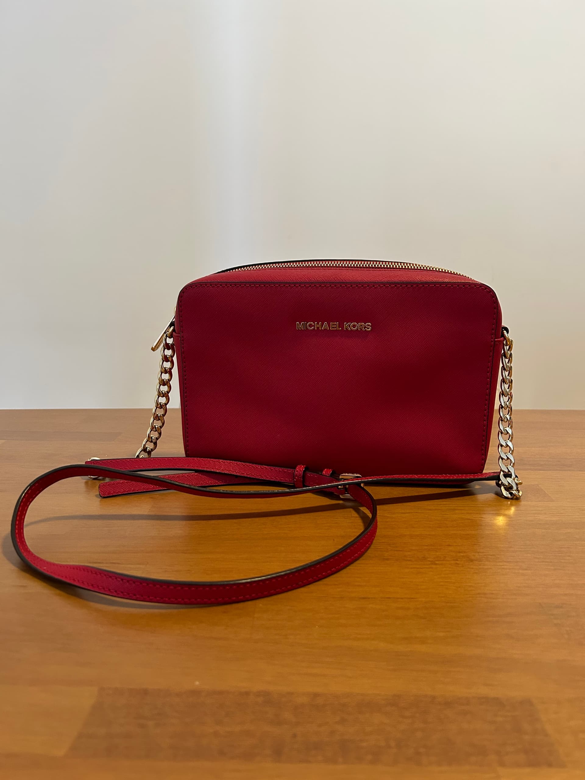 Photo by https://trato-hecho.nyc3.digitaloceanspaces.com/nextImages/(5)-remato-4-carteras-IMG_3895.jpeg