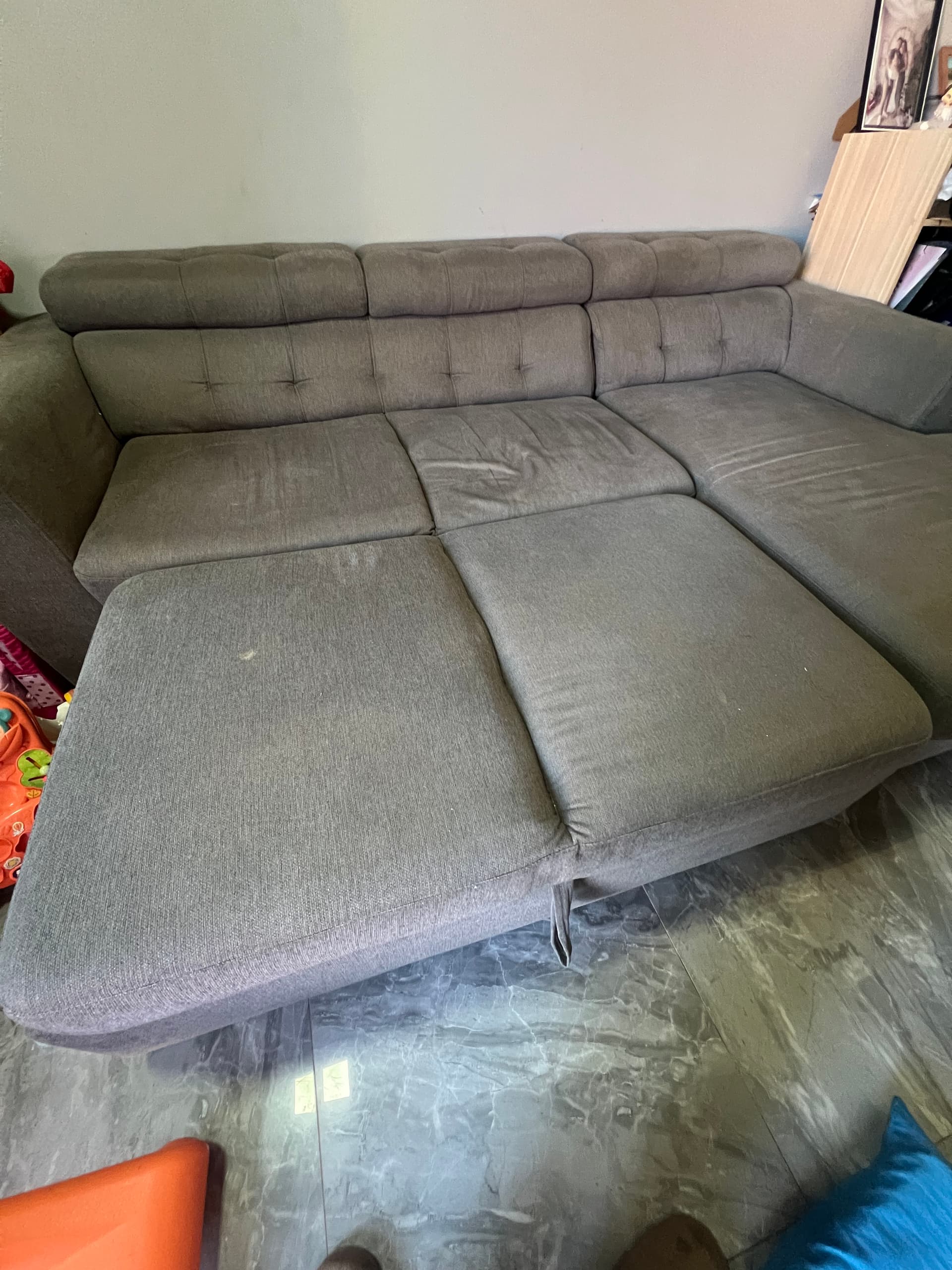 Photo by https://trato-hecho.nyc3.digitaloceanspaces.com/nextImages/(5)-sofa-importado-IMG_6057.jpeg