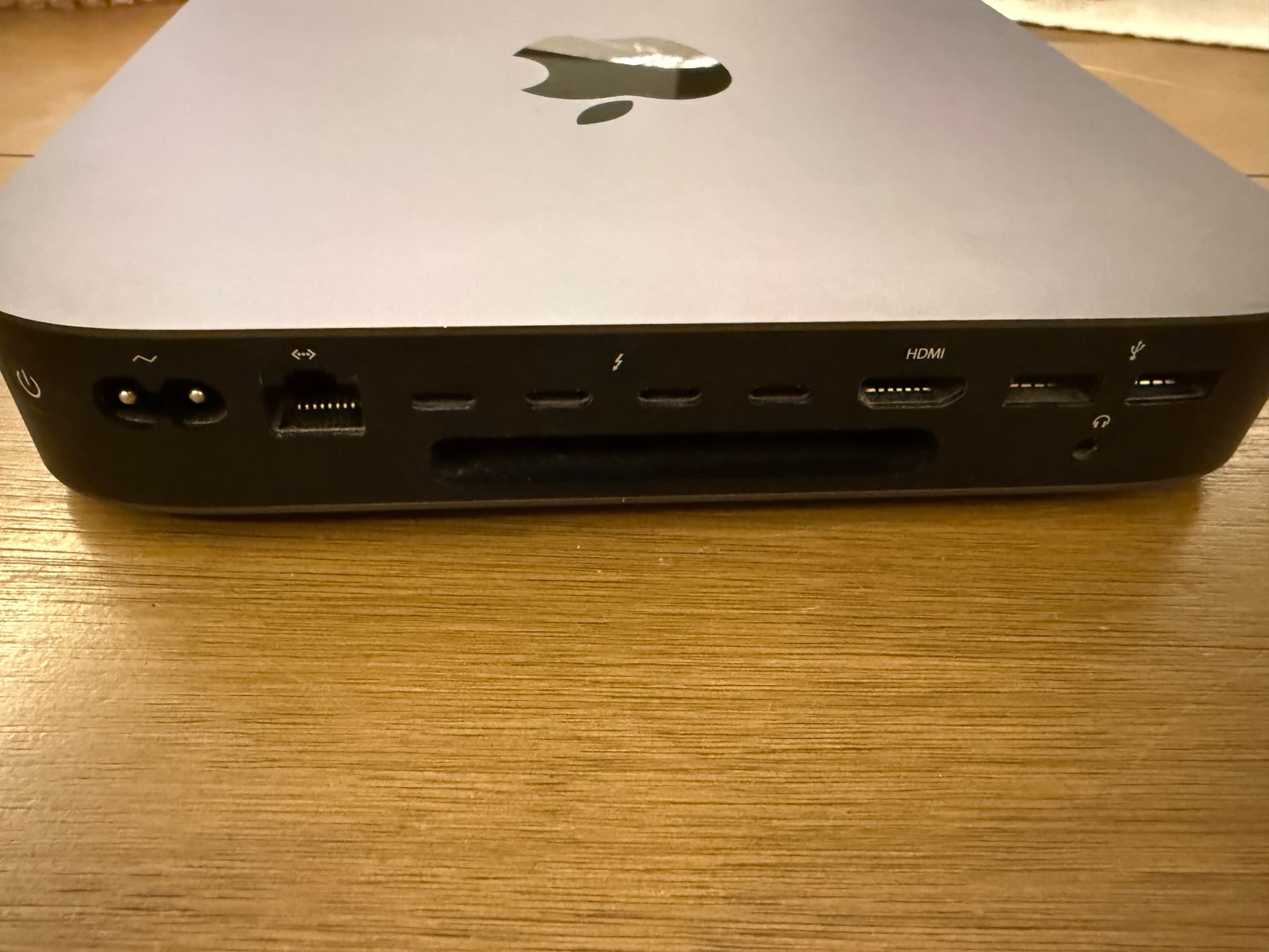 Photo by https://trato-hecho.nyc3.digitaloceanspaces.com/nextImages/(6)-mac-mini-2018-IMG_4604.jpeg