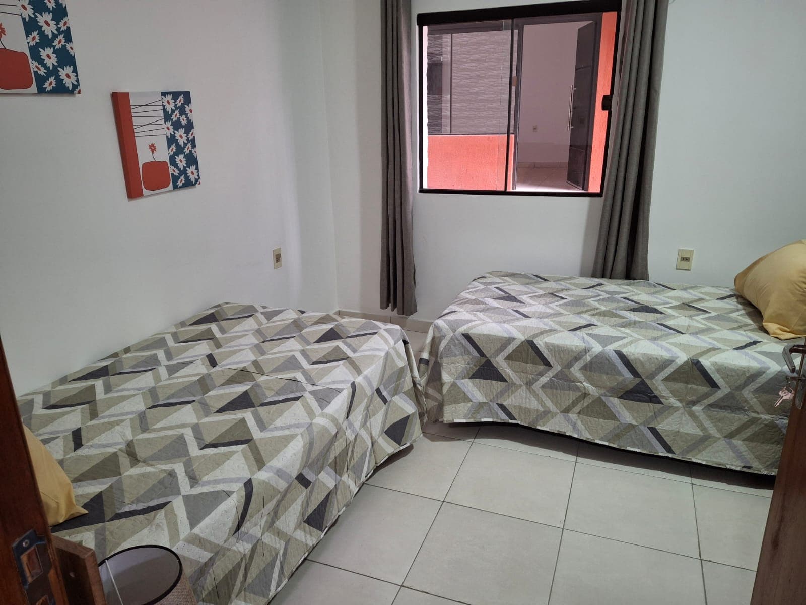 Photo by https://trato-hecho.nyc3.digitaloceanspaces.com/nextImages/Depto modelo Dorm. chico.jpg