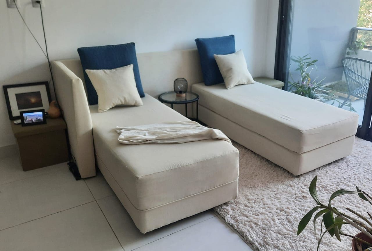 Photo by https://trato-hecho.nyc3.digitaloceanspaces.com/rtcl_listing/sofa-separada.jpg
