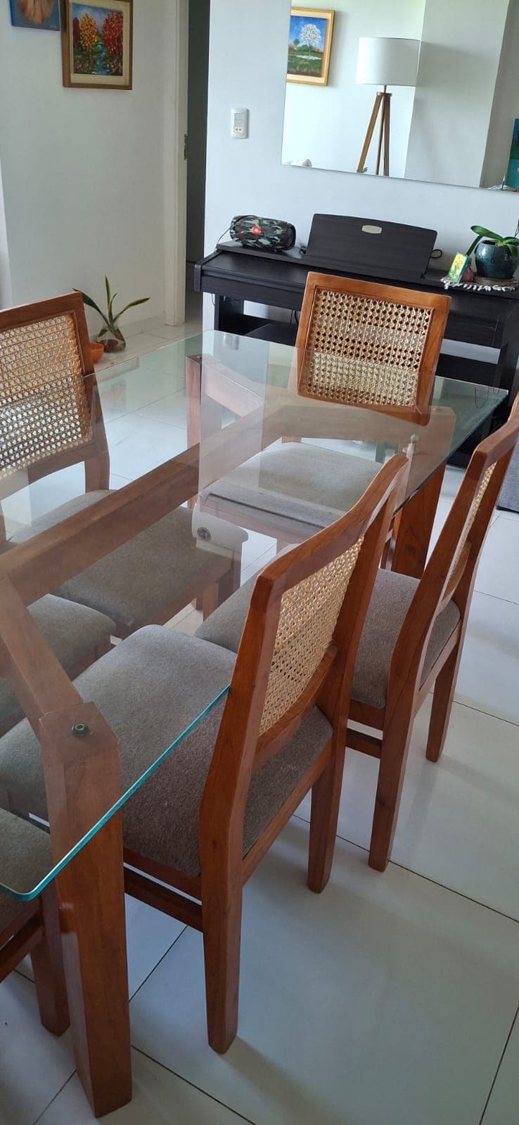 Photo by https://trato-hecho.nyc3.digitaloceanspaces.com/nextImages/69072481-6891-4055-8b95-fbd2f8d24221-2-juego-de-comedor-madera-maciza-IMG-20260113-WA0075.jpg