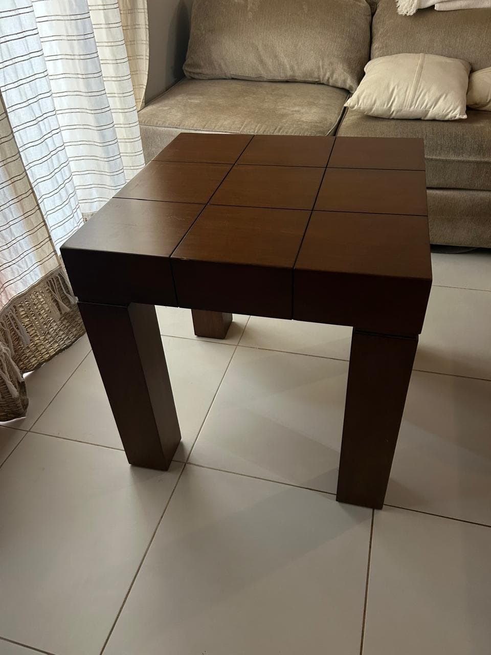 Mesa lateral