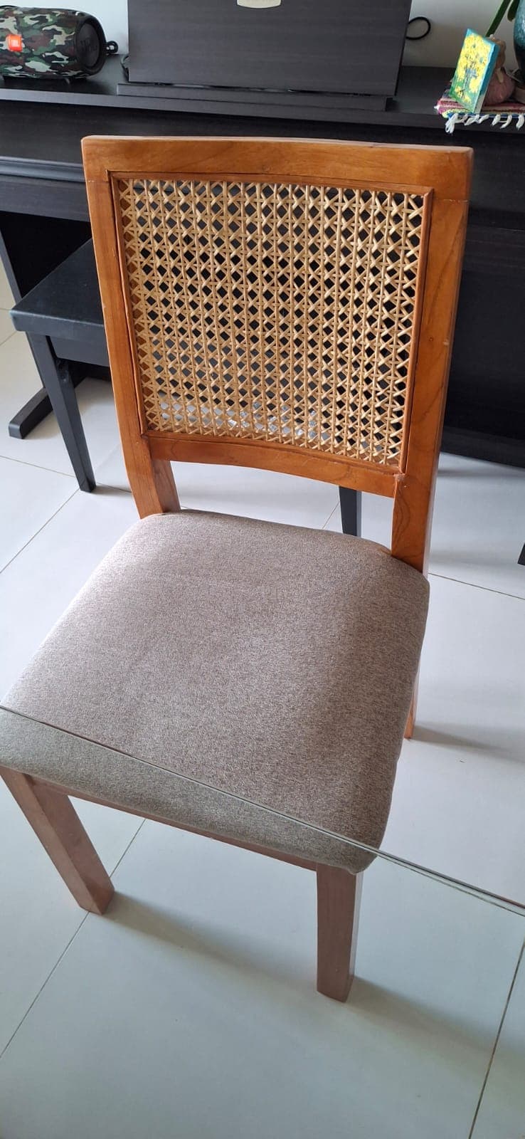 Photo by https://trato-hecho.nyc3.digitaloceanspaces.com/nextImages/f341cae5-cce3-42ec-9a8c-6e3c523798ab-1-juego-de-comedor-madera-maciza-IMG-20260113-WA0074.jpg